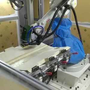 适配器全自动机器人打磨工作站
