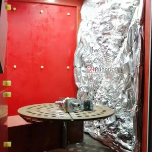 喷砂防护服：自动喷砂房机器人防护解决方案