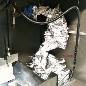 火焰切割机器人防护服的价值与养护指南