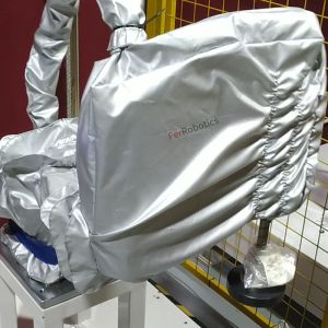 SCARA机器人防护服的设计与功能