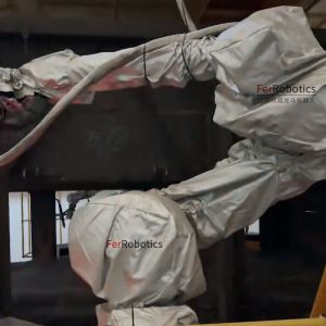 发那科M-20ID机器人耐高温防护服的功能作用解析