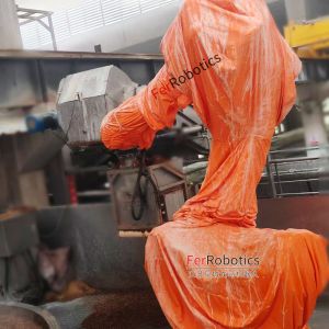 ABB IRB6640机器人防尘防水汽防护服在酒槽搅拌作业中的关键作用